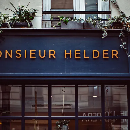 Monsieur Helder Hotel 3*