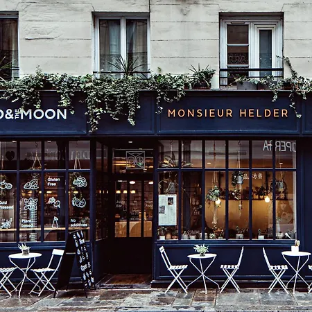 Monsieur Helder Paris