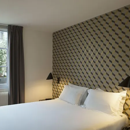 Monsieur Helder Paryż