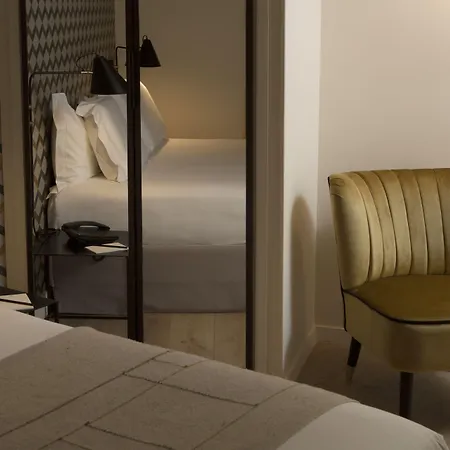 Monsieur Helder Hotel 3*