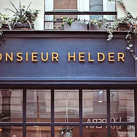 Monsieur Helder 3* Paris