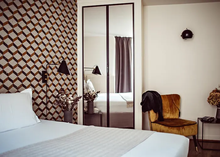 Monsieur Helder 3* Parigi