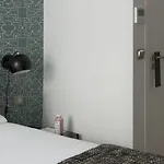 호텔 무슈 헬데르 파리
