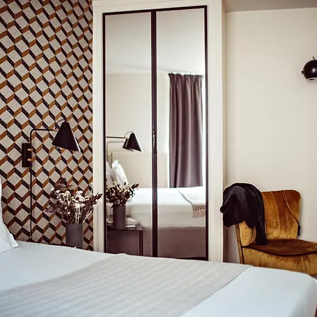 Monsieur Helder 3* Paris