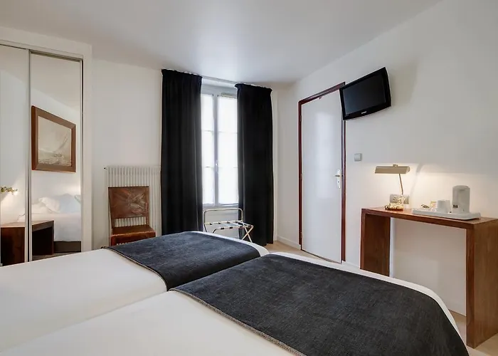Monsieur Helder Hotel Paryż